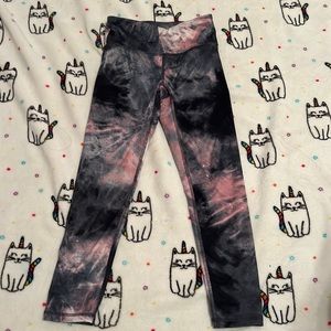 Girls multi colored yoga pants, super soft!